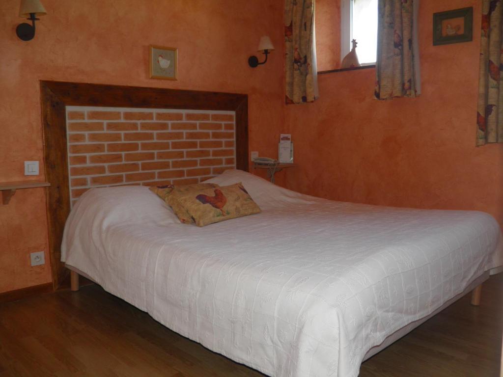Hotel La Ferme Des 3 Maillets Avaray Habitación foto